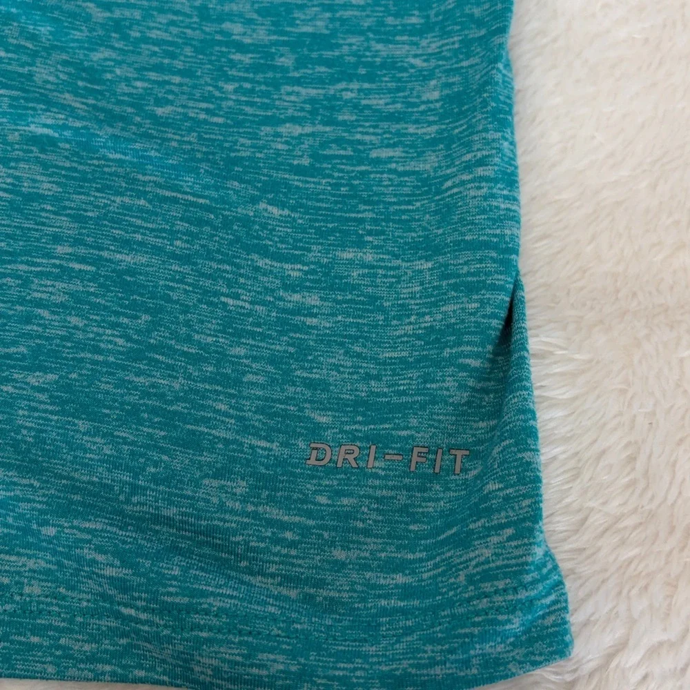 Nike turquoise running